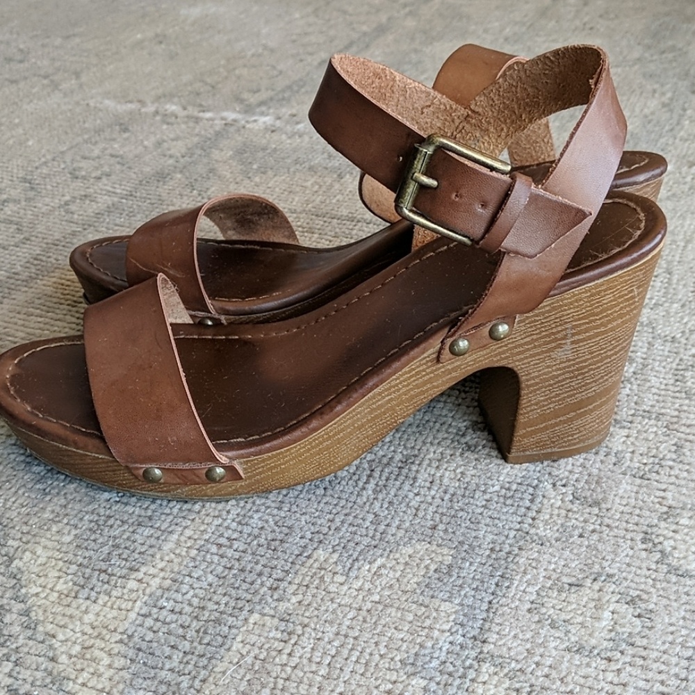 Mia Marcia Clogs